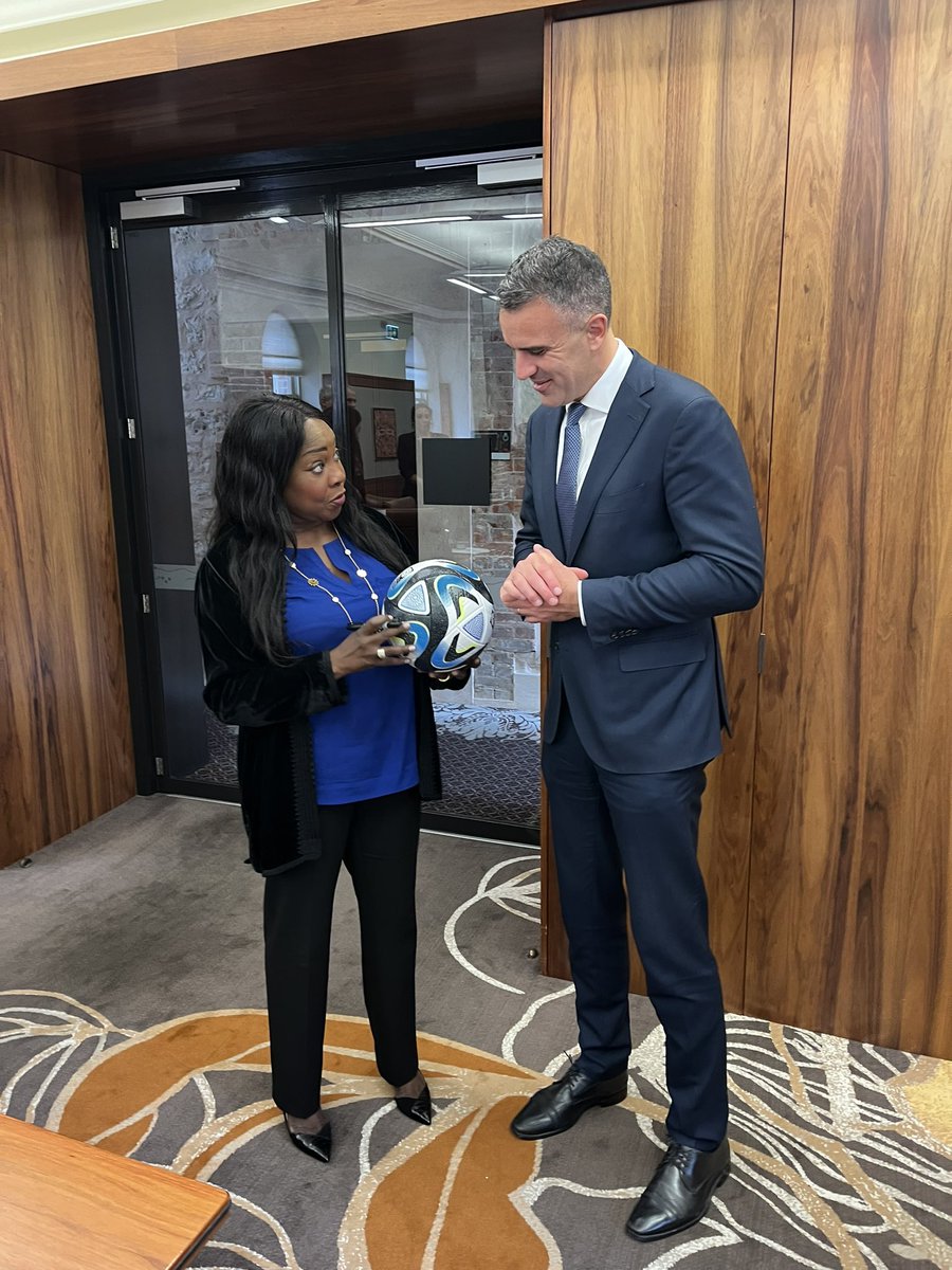 It was a pleasure meeting the <a href="/FIFAcom/">FIFA</a> Secretary General, Madame Fatma Samoura and the team around the upcoming <a href="/FIFAWWC/">FIFA Women's World Cup</a>. South Australia is proudly hosting 5 matches at Hindmarsh Stadium, which will put SA front and centre in world football.