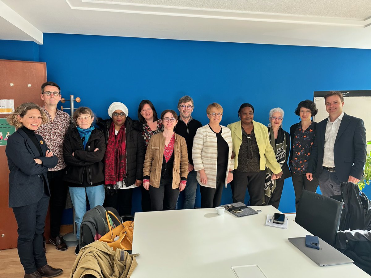 nathalieappere's tweet photo. J'ai le plaisir de conduire une délégation rennaise à Bruxelles pour promouvoir notre initiative citoyenne européenne "Garantir un accueil digne des migrants en Europe". Au programme, 2 jours de rencontres et d'échanges avec des représentants des institutions européennes. #ICE https://t.co/60OJWw2A5F