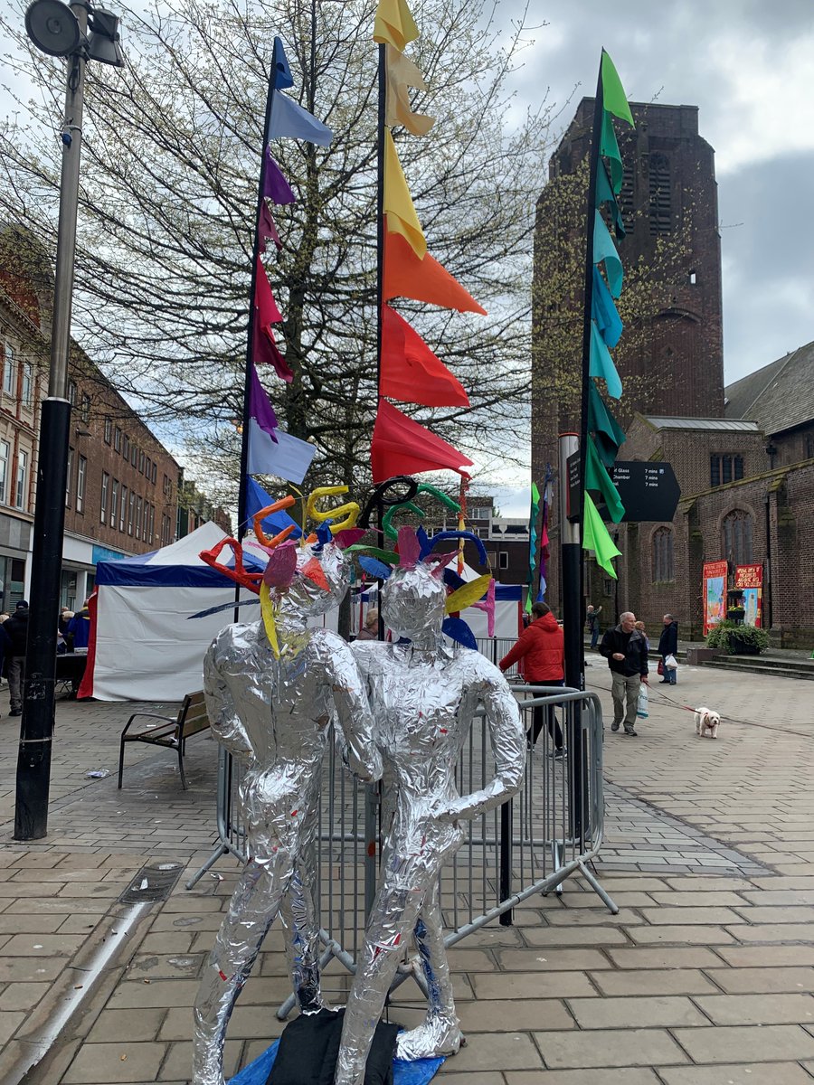 StHWellbeing's tweet photo. It was great to support @sthelenscouncil #OneAmazingDay event on Saturday.
We had the opportunity to showcase some of our participant's work. 
Denise and Nic from our Healthy Neighbours Team had a great day speaking to everyone and engaging with the community. 🤝 https://t.co/OVGlEQMoQQ