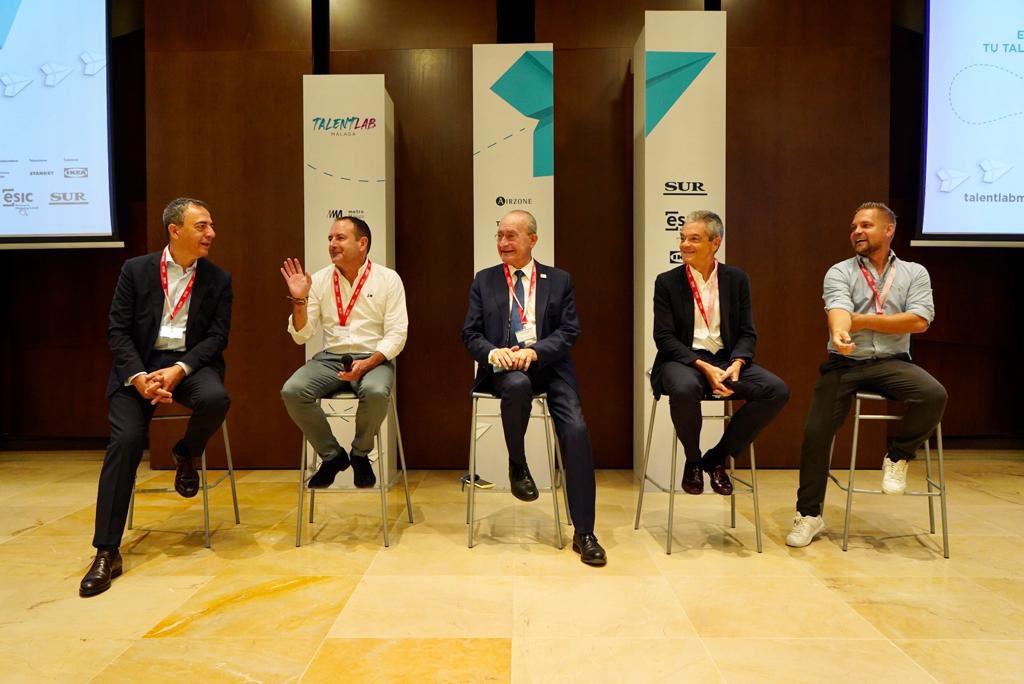 Ciudad de Málaga tweet media