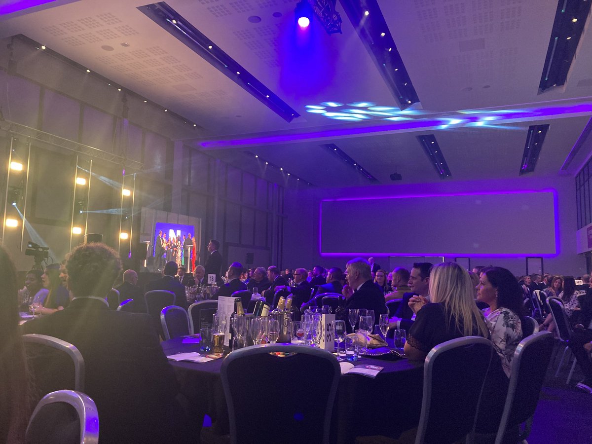 val alker tweet media