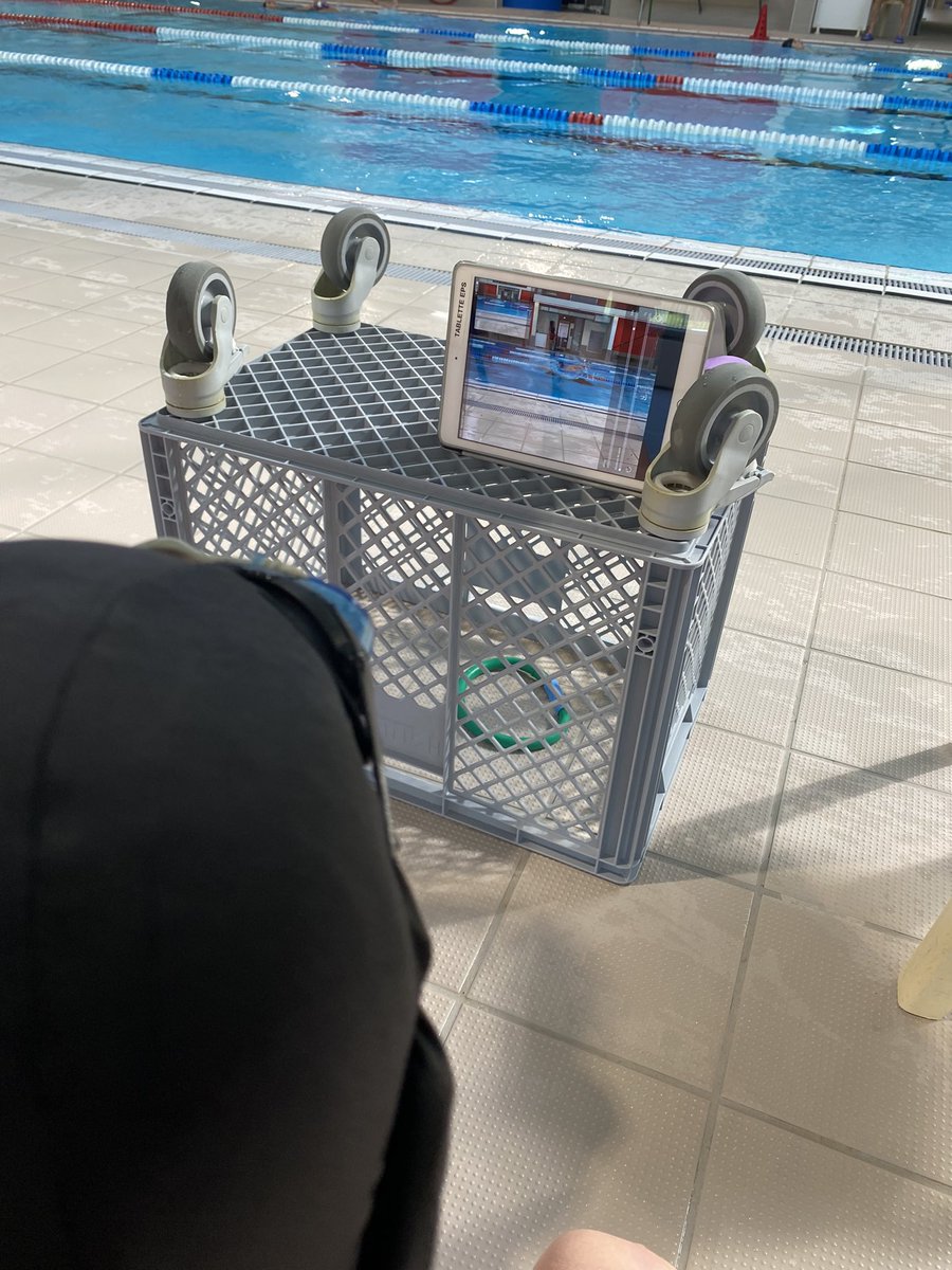 📹🔍🏊🏼‍♀️ Seance d’analyse vidéo pour nos 5e en natation 💪🏻 
#TICE #plaisirdapprendre #natationscolaire #videodelay <a href="/acgrenoble/">Académie de Grenoble</a> <a href="/manumille1/">emmanuelle mille</a>
