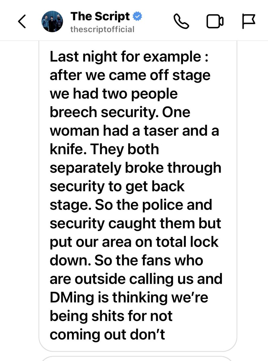 isa_abrantes's tweet image. FLY IN THE FACE OF HATE WITH LOVE 🕊️
A while ago Mark was telling me about a security breech in one of their gigs, where a man and woman with a taser and a knife broke through security to get backstage.
Who knows what might have happened if securities didn’t get them.
So I…