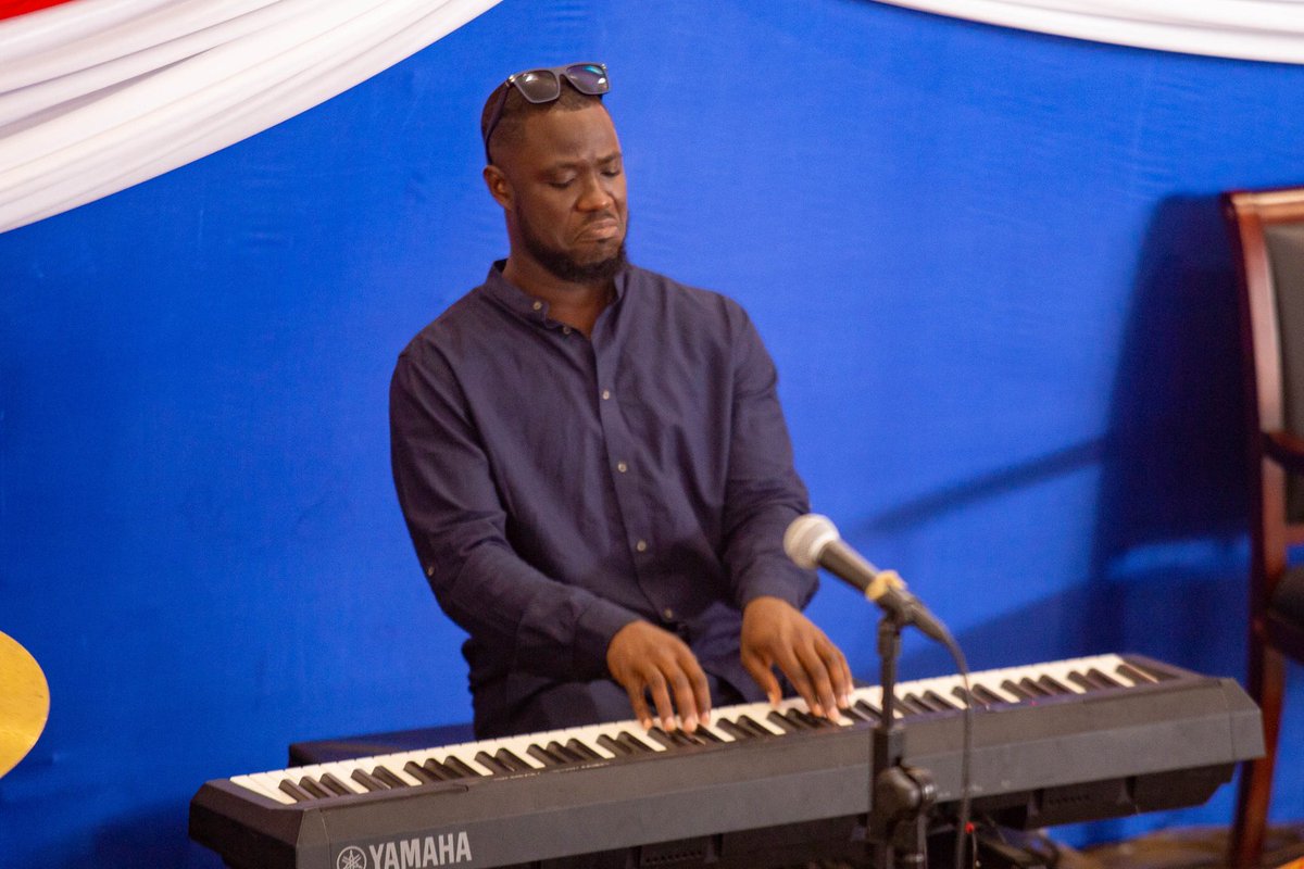 skybeatsgh's tweet photo. #InJesusNameWePlay
Musicians and our facial expressions🤣🤣🤣. #Keyng https://t.co/znCAVYNgT6