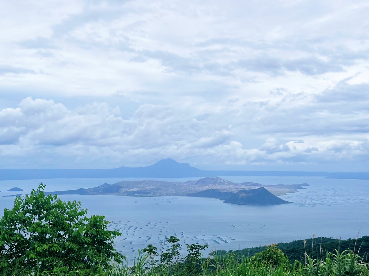santonsantuhan's tweet image. Grey glory. 
#TaalVolcano #Bulkan #Philippines