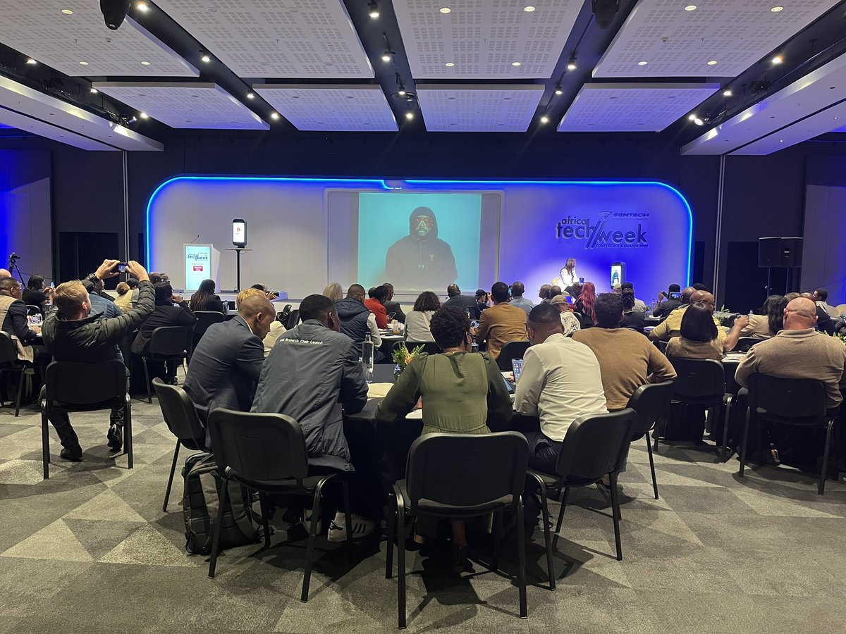UVUAfrica's tweet photo. 🤩 What an experience to see @iamwill on the @AfricaTechWeek stage with @LeanneManas thanks to @ProtoHologram.
#SentechAfrocaTechWeek #SentechATW23 #UVUAfrica #ATW2023 https://t.co/eDxMEPJPwx