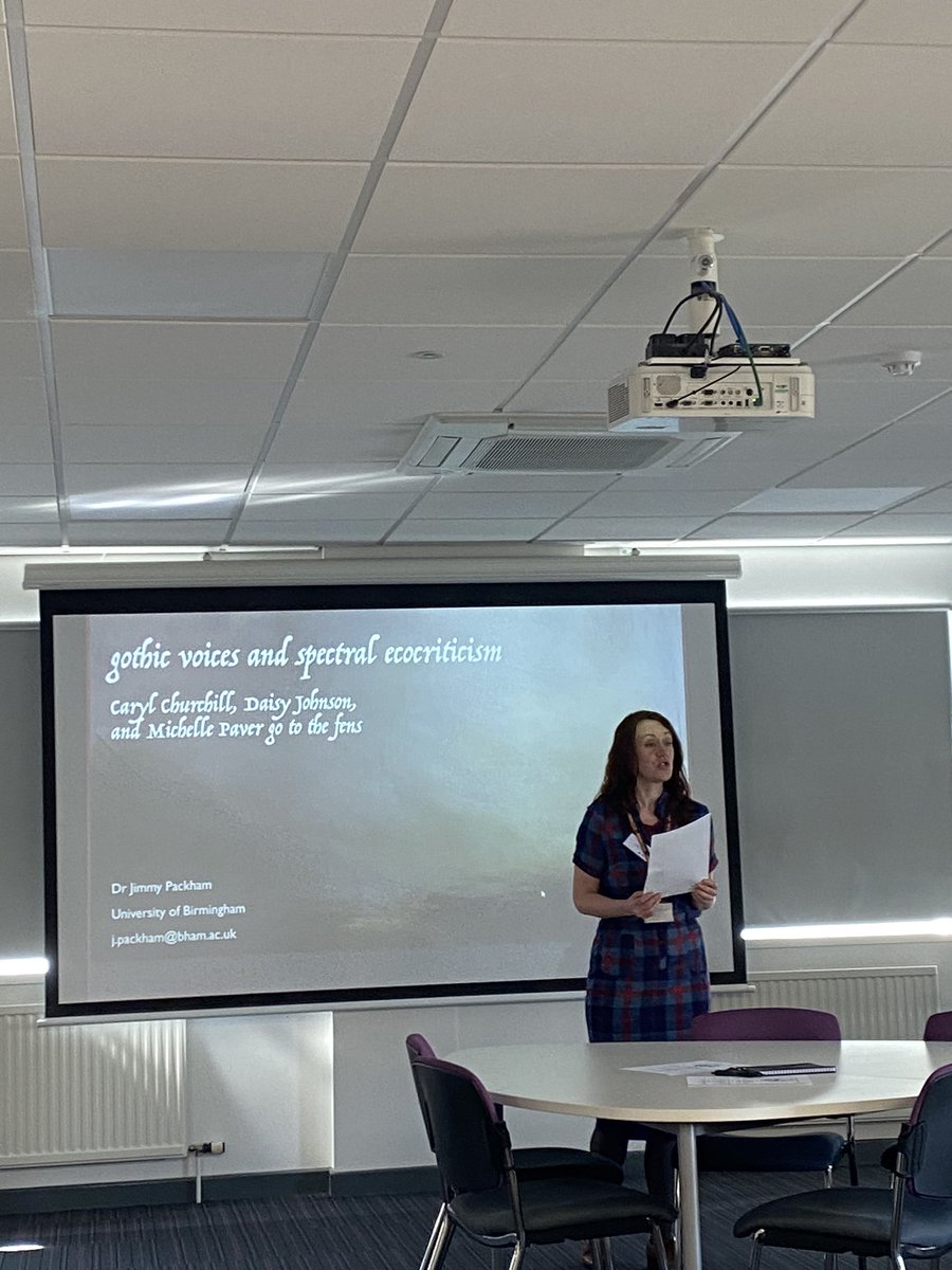 katy_wm's tweet photo. Our @HumanitiesUw #HumanNature2023 Conference gets underway w/ an introduction to our key themes & focus: #slippage #interdisciplinarity #identities #NewHumanities #hybridity #resistance #TheFuture https://t.co/RaA0M0LgED