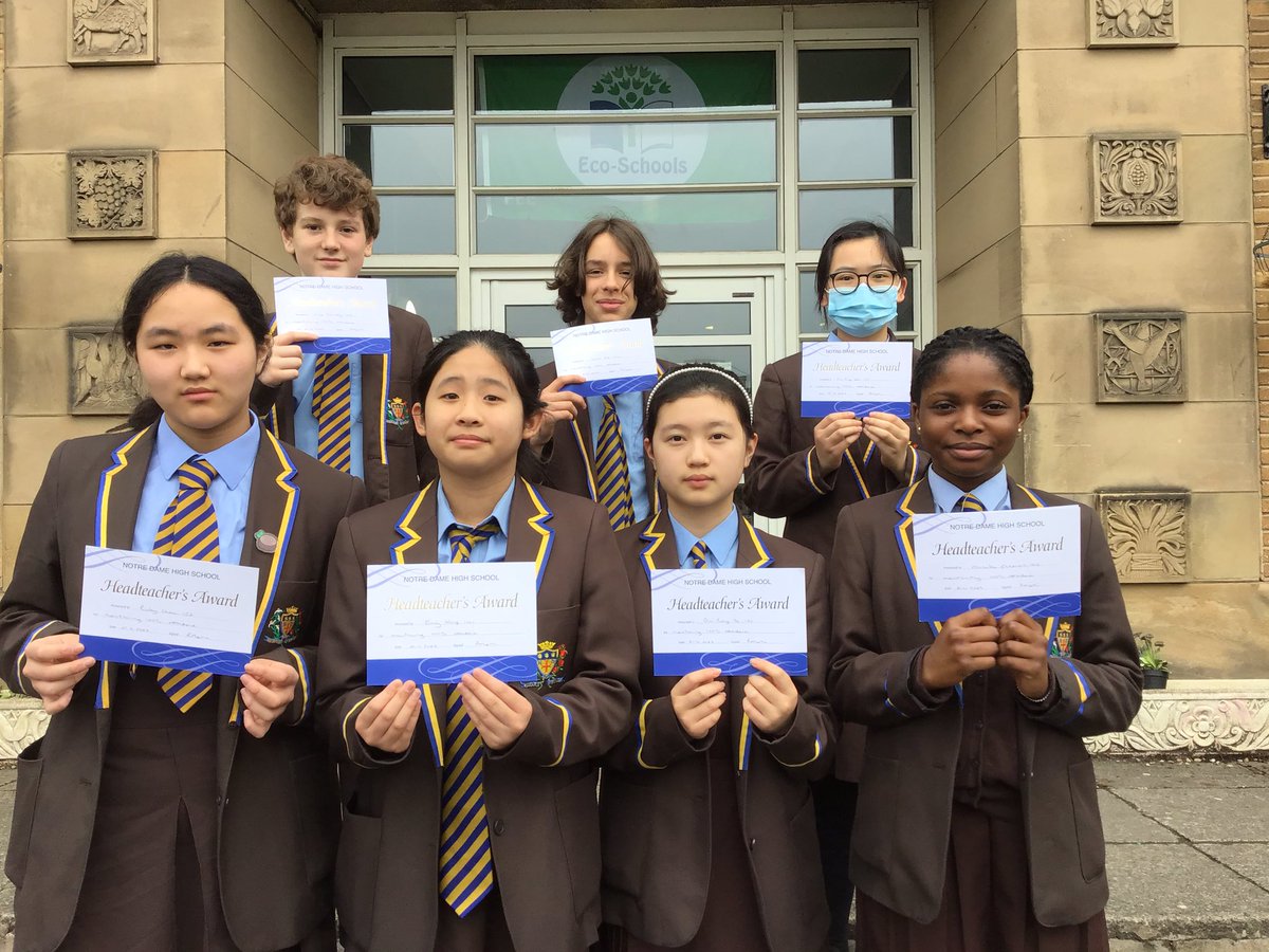ndhsglasgow's tweet photo. Congratulations to some of our S1 Headteacher award winners for maintaining 100% attendance. So proud of you. 💯🌟🤩@ndhsglasgow #attendance #commitment #learning https://t.co/X51NARFRS6