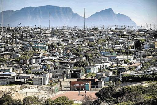 Code_luyolo's tweet photo. #Khayelitsha Support Informal settlements child headed households and informal business assisting them with business planning and management.
Poor service in government facilities 
#RefiCapeTown
@reficapetown  @refi_this #Gitcoinbeta https://t.co/SIUr9h9poE