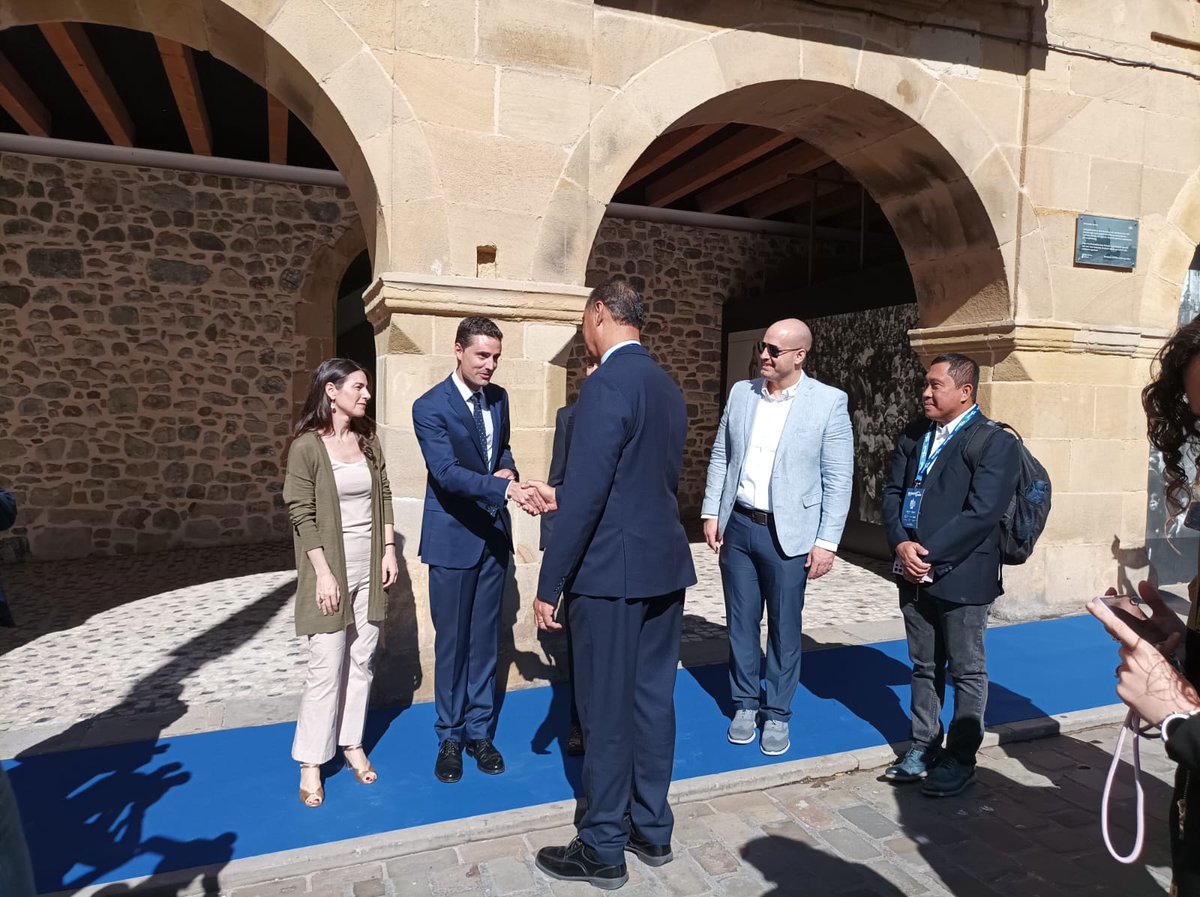 Bermeo recibe a los representantes de las ciudades mundiales del atún

<a href="/BermeokoUdala/">Bermeoko Udala</a>
#Bermeo #Manta #Victoria #PagoPago #Concarneau #Majuro #GeneralSantos

<a href="/BermeoTuna/">Bermeo Tuna World Capital</a>

#BTF23 #sostenibilidad  #ods14 #alianzas #CiudadesDelAtún  #atun #tuna