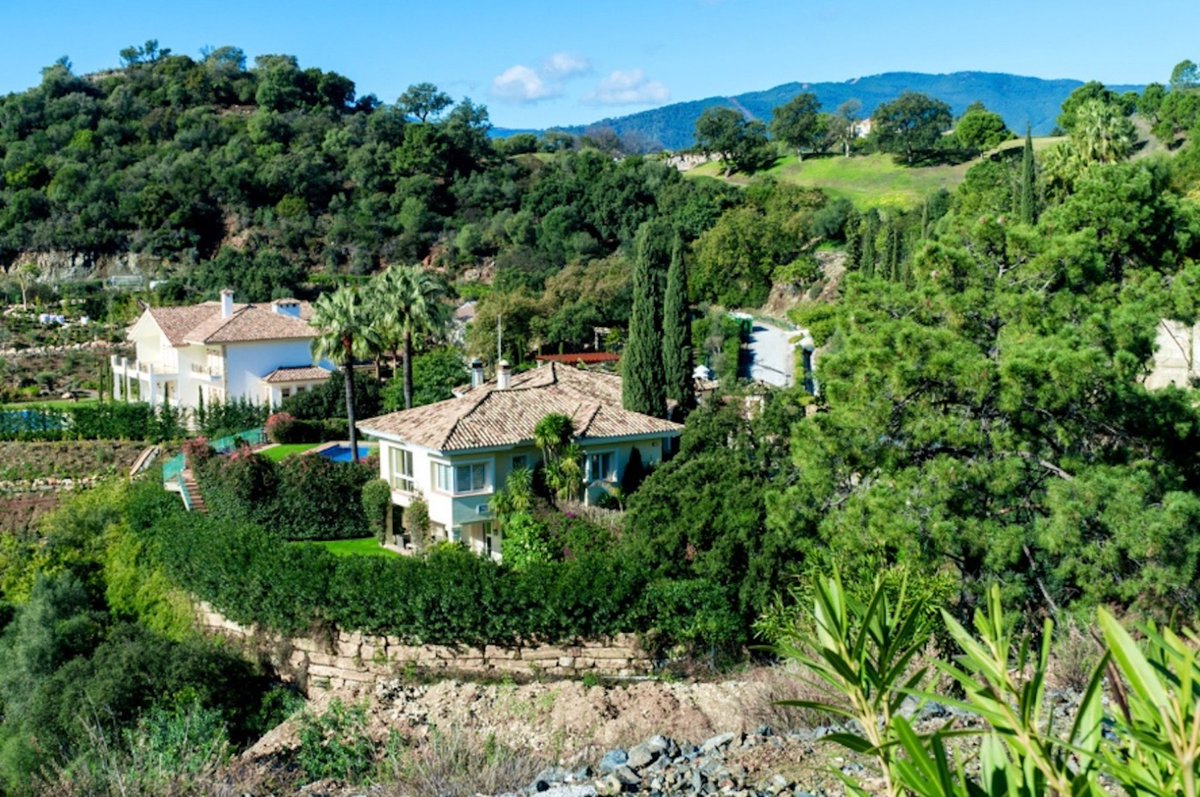 mibrobanus's tweet photo. La Zagaleta open to offers  2,200,000 - https://t.co/EnLedJcvA4 https://t.co/LGI1xq1UbD