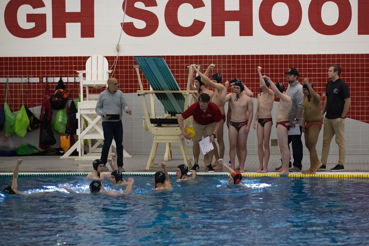 Mundelein Senior Night in Boys Water Polo ends with a win over Barrington. Great job Mustangs <a href="/MundeleinPolo/">MHS Boys' Water Polo</a>