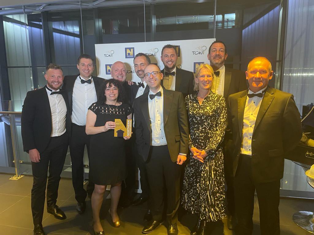 LJHA_info's tweet photo. We won! So proud of everyone who was involved in building Cherry Tree House. @NorthernHAwards @EQUANS_UK @IC_PeteJ #housing https://t.co/dyuFshP7ls