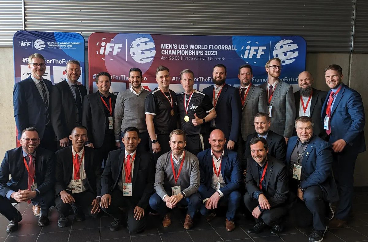 A big congratulations and job well done to all the referee team at the 2023 <a href="/U19WFC/">IFF Men's U19 World Floorball Championships</a>  🇩🇰

Thank you all for your stellar work! ✨

Remember no ref no game 🙏
#floorball #fairfloorball #u19wfc2023 #frameforthefuture