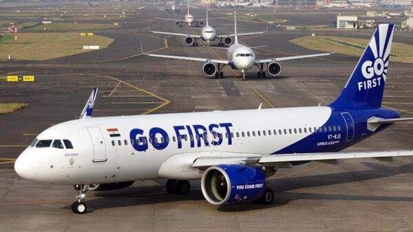 TV9Bharatvarsh's tweet photo. लखनऊ से गो एयरवेज के सभी उड़ानें रद्द
#Lucknow | #GoAirways
https://t.co/PX4508z9mM https://t.co/4ZnLcCZY9x