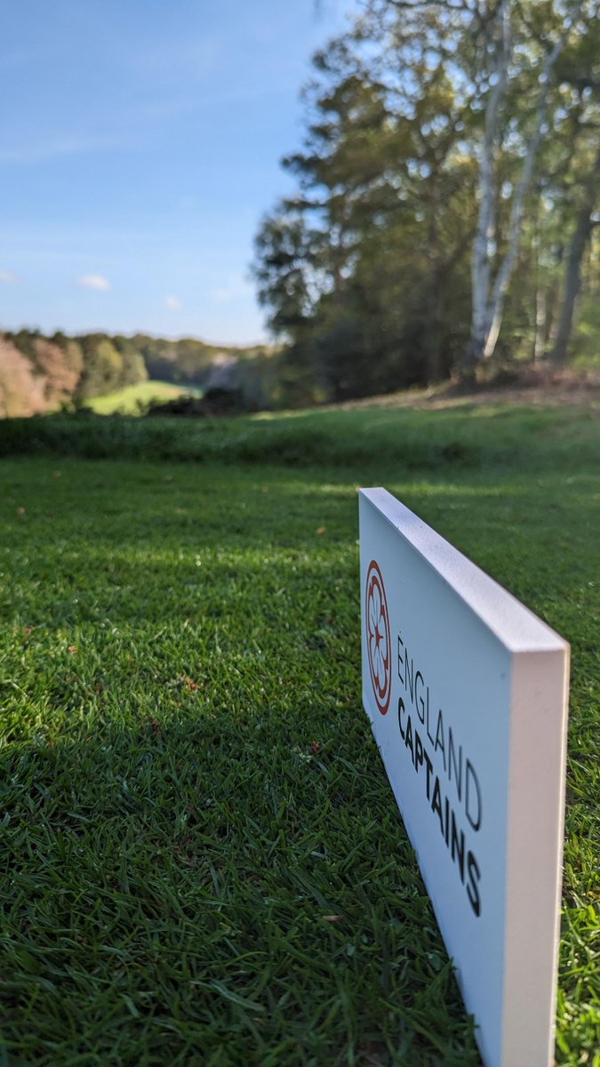 EnglandGolf's tweet photo. 🏌️‍♂️ Our season starts now!

👋 Welcome to the beautiful @BurnhamBgolf - host of our first event of the year, the EGC Burnham Bowl!

🌞 The sun is shining and we have a great day of golf in store!

Live scoring: https://t.co/bKy9ZtYfDW

🇺🇦 #EGStandswithUkraine 🇺🇦 https://t.co/2RpZBSUWzV