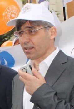 Pakturizmis's tweet photo. Bu yıl da “1Mayıs Emek ve Dayanışma Günü”nü kendi üyelerimizden uzakta, Avrupada kutlamak durumunda kaldım. Umarım bu son olur.. https://t.co/S33XAZXtxM