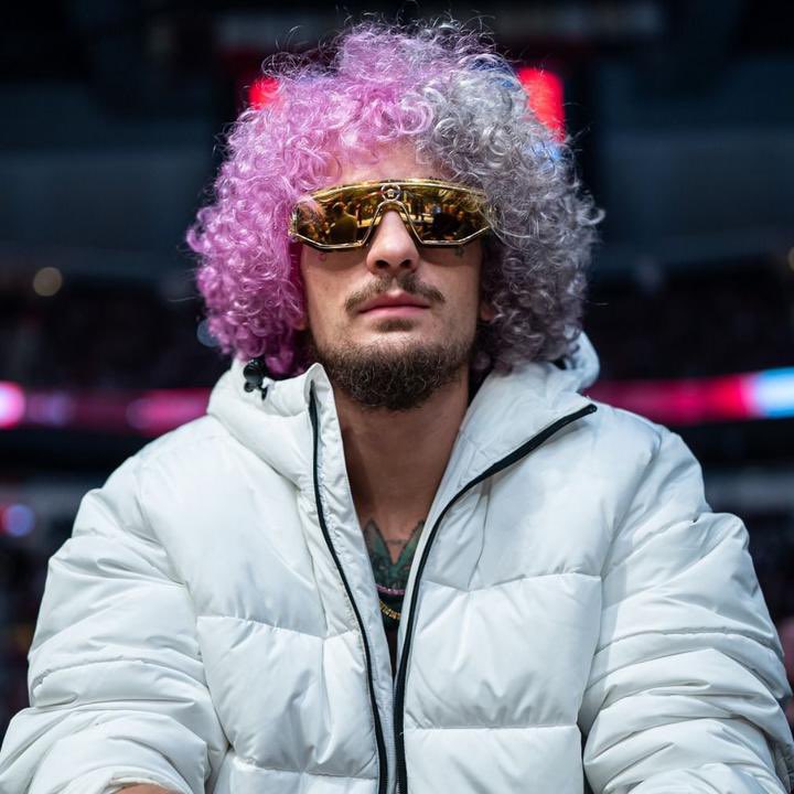 Sean O’Malley set to be cageside for the bantamweight title fight between Aljamain Sterling and Henry Cejudo at #UFC288 this weekend.