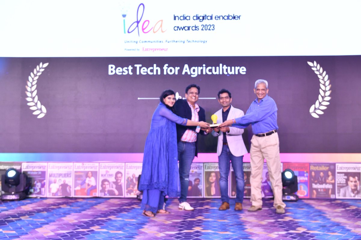 agrostar_in's tweet photo. We're proud to share that Agrostar recently won the 'Best Tech in Agriculture' award at Idea Awards 2023. 🥇🎉🌾

Thank you to our farmers for always inspiring us to innovate and showcase the true power of #TechForGood.🙌 

#tech #agritech #indianstartups #awards https://t.co/8yOaQDvEnh