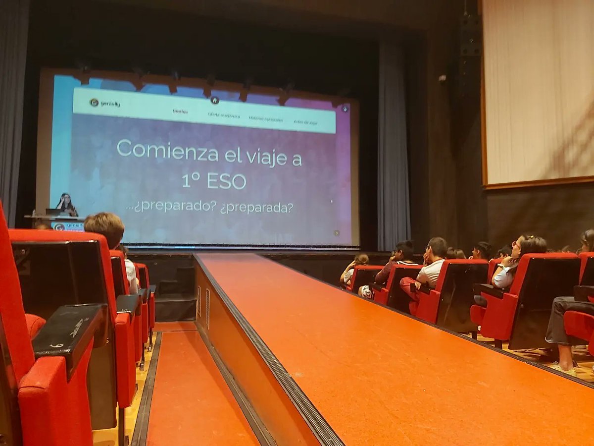 SalesianosVSJB's tweet photo. Ayer tuvo lugar la jornada de transición en la que el alumnado 6º de primaria ha podido conversar con el alumnado de 1º de ESO para resolver todas sus dudas en el cambio de etapa.
6° visitó los pabellones y por la tarde se les explicó cómo está organizada la etapa de secundaria. https://t.co/UPaaJPfrIM