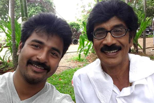 Afreenkader's tweet photo. #BRAKING Very Shocking🥺Will Miss You Sir💔 #manobala 

@Siva_SK_Blood 
@Siva_fc 
@SKFazil_ 
@TrichySKFC 
@Online_SkFc 
@SKFCKeralaOffl https://t.co/L4RTI1EHGQ
