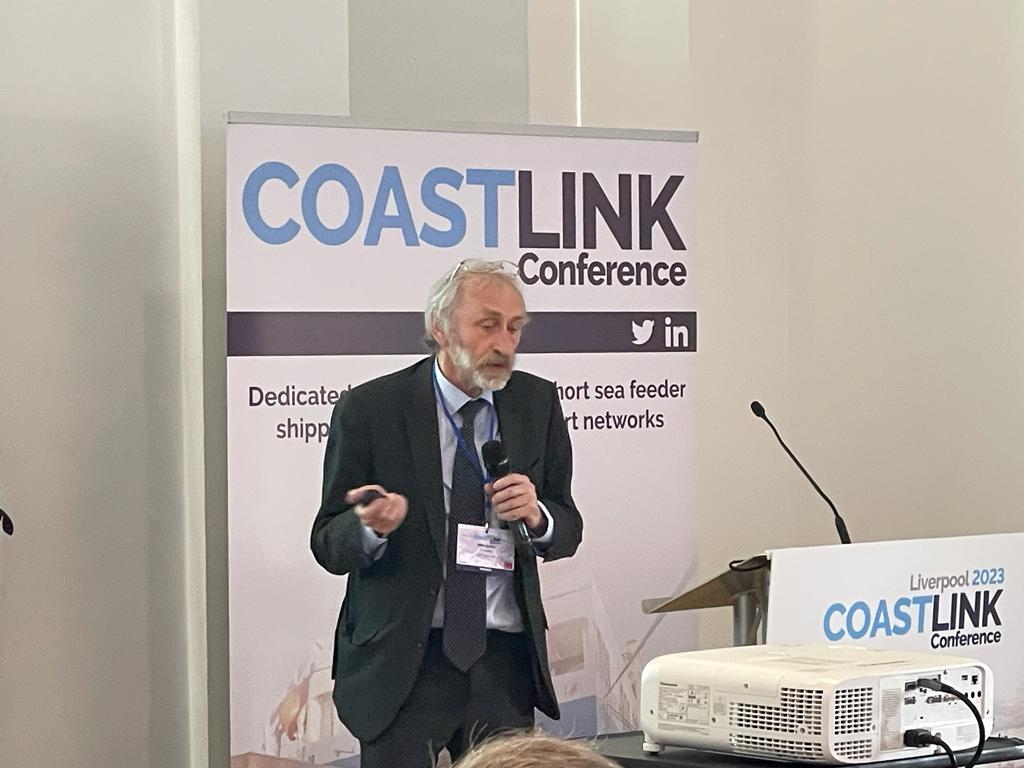 Coastlinkconf's tweet photo. @MdsTransmodal LIVE | Mike Garratt says "In the last 10 years in the UK - we have seen growth in the 2 Northern quarters of the UK in RoRo and stability in the South" #Coastlink https://t.co/bpv1swG0ud