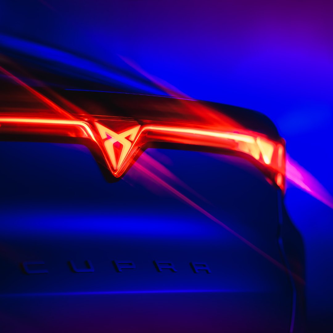 Autoingros's tweet photo. Siete pronti a scoprire la nuova CUPRA Tavascan? L'auto sportiva completamente elettrica che unisce design, prestazioni e tecnologia all'avanguardia.

#Autoingros #CUPRA #CUPRATavascan #autoelettrica #design #prestazioni #tecnologiaavanzata #guidaemozionante #tecnologia https://t.co/UfUAvJMaNN