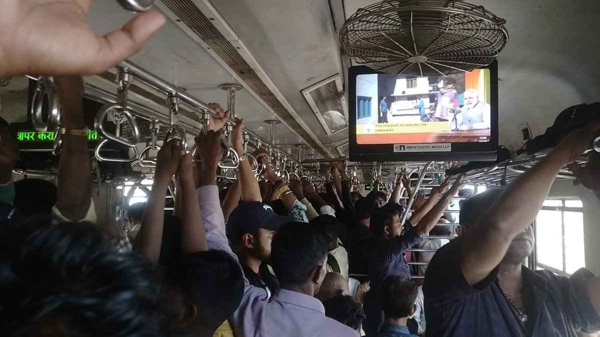 ONTVTransit's tweet photo. Unforgettable day with PM Modi's Mann Ki Baat, live on Kolkata's commuter train by ONTV DigiTec Media LLP!
#ONTVDigiTecMedia #MannKiBaat #PMModi #LiveBroadcast #DigitalScreen #KolkataLocal @RailMinIndia https://t.co/JBUyGKE0i8