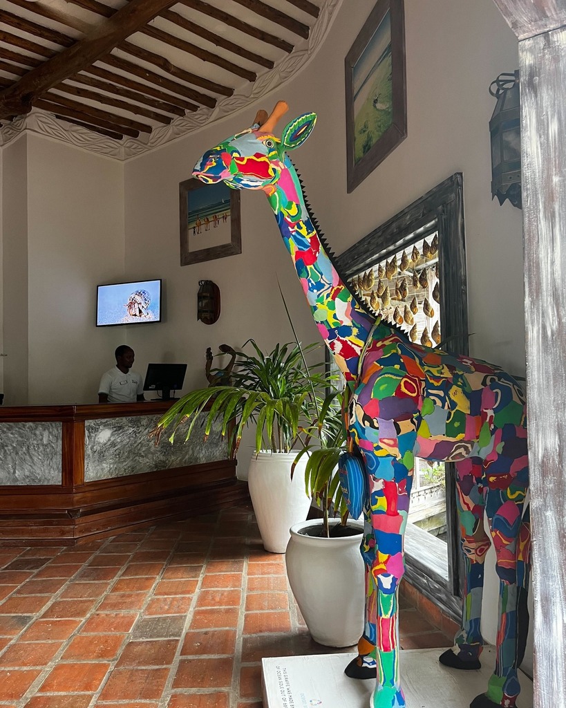 Meet Gerald, the coolest member of the Sands family! 🙌🏼 He may be made out of recycled flip flops, but he's a true work of art thanks to the amazing team at Ocean Sole. 🌊

We are proud to help us raise awareness for ocean conservation!🌎♻️

#sandsatnomad #dianibeach #savethee…