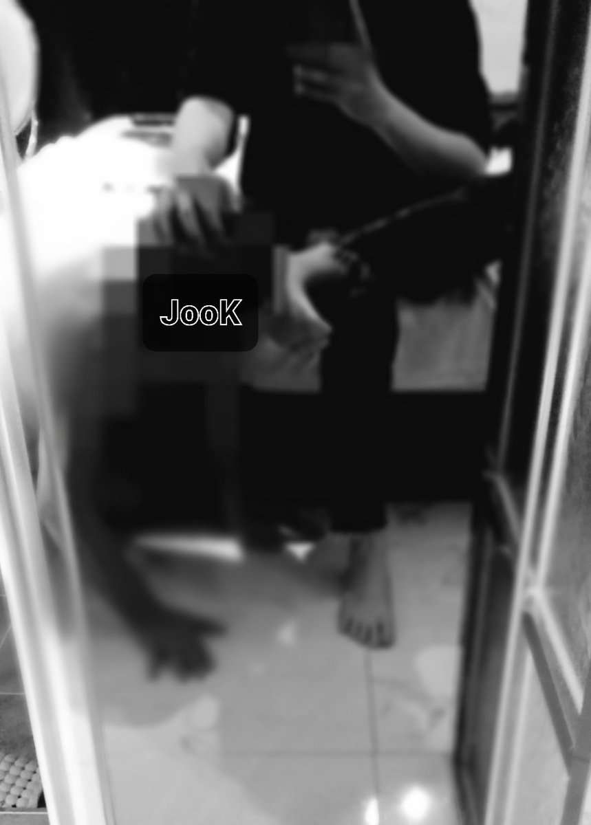 네발로 기어와서 핥아 병신새끼야