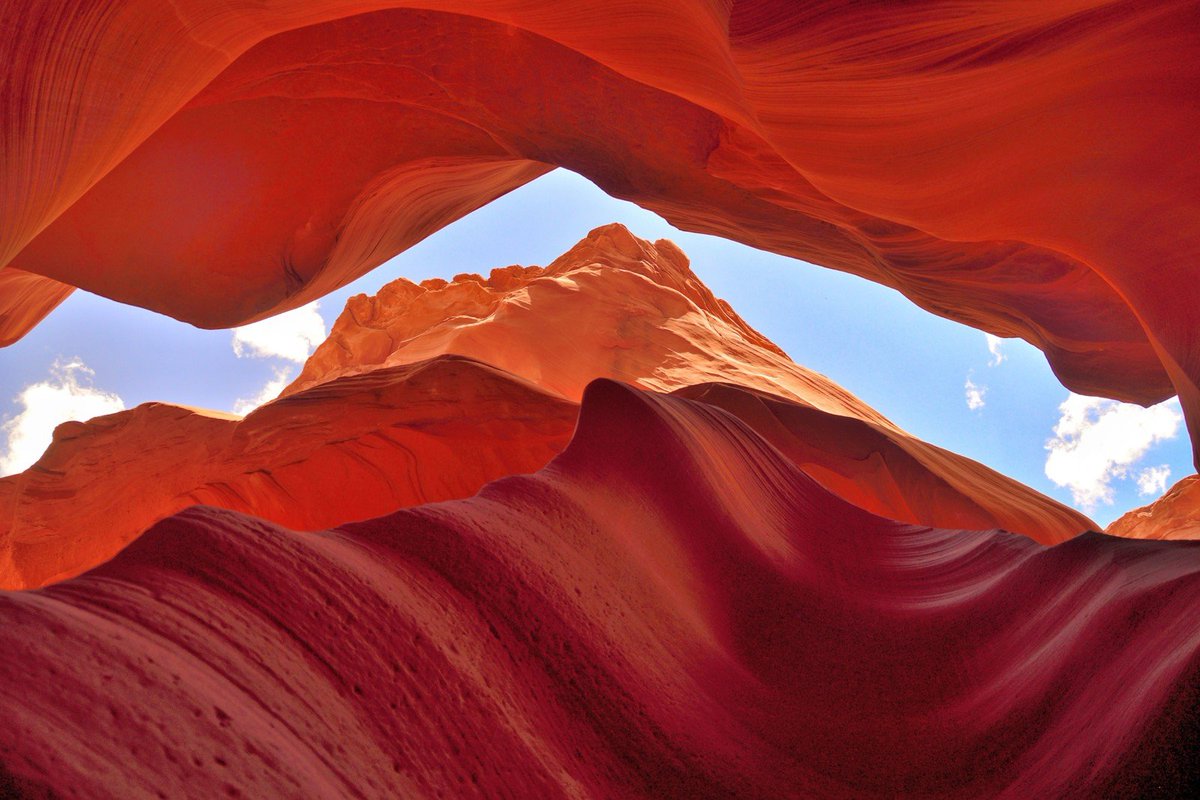 Color contrast at Upper Antelope Canyon by Aude Lavayssière

Known as “The place where water runs through rocks” by the Navajo Nation, Antelope Canyon is almost invisible from the surface. 

#EGUblogs
