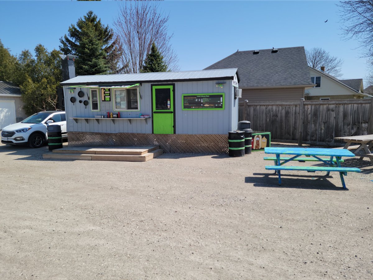 schwindt72's tweet image. The Loose Caboose is back for 2023!  Opening Thursday, come get your burger and fry fix.  Carrie is taking over from Kelly..... the tradition continues!  #greatfood #summertimefun