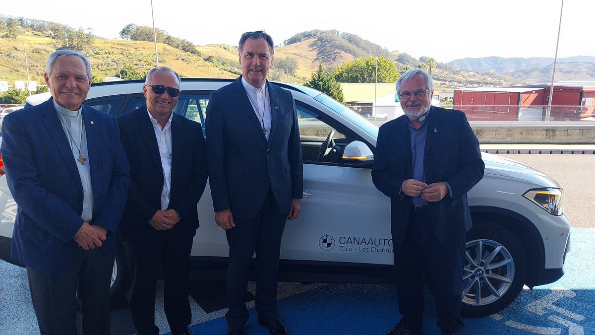 salesianosLC's tweet photo. #BienvenidoACasa: agradecemos la colaboración que ha tenido @Canaauto por cedernos un BMW X1 para la visita del Rector Mayor, d. Ángel Fernández Artime.

¡Muchísimas gracias!

#AbrimosCaminos https://t.co/0zhIKL2bwE