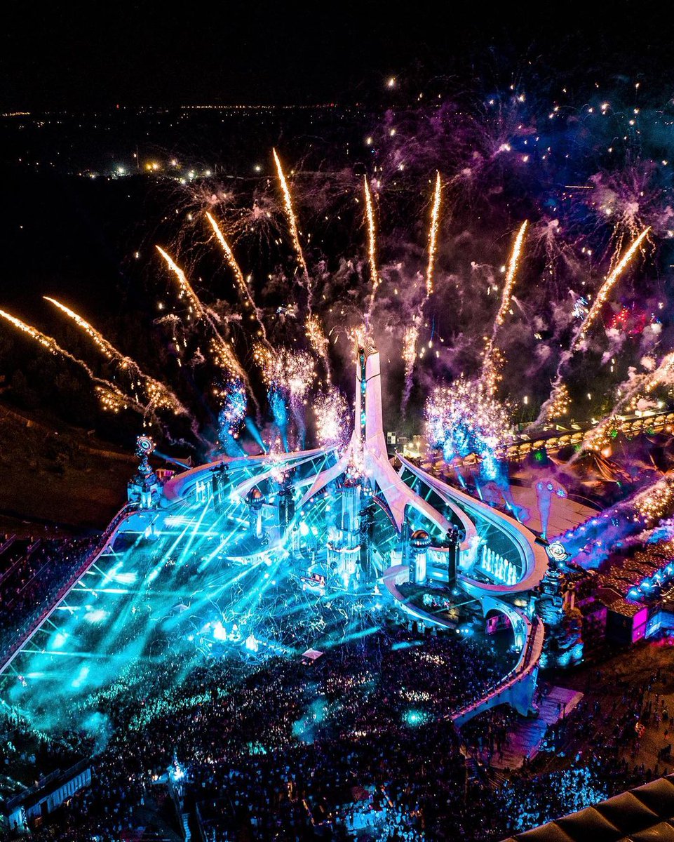 Who's excited for Tomorrowland? #musicfestival #musicconcert #electronicmusicfestival #raveseason #dancefest #musicweekend #electronicdancefestival #musicgatherings #festivalseason #technofestival #tomorrowland2023