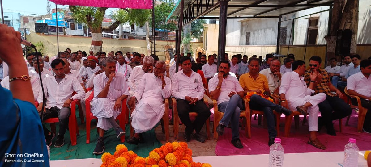 आज लालसोट में पीडब्ल्यूडी के नवसृजित अधिशासी अभियंता कार्यालय का उद्घाटन किया।

इस दौरान लालसोट नगर पालिका अध्यक्ष श्रीमती रक्षा मिश्रा, रामगढ़ पचवारा पंचायत समिति की प्रधान डॉ० कौशल्या मीना एवं लालसोट पंचायत समिति प्रधान श्री नाथूलाल मीना सहित अन्य गणमान्य जन उपस्थित रहे।