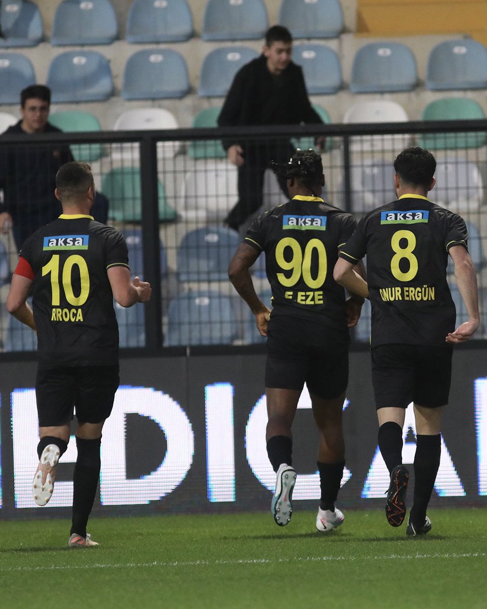 istanbulspor's tweet photo. Giriş ✔️
Gelişme ✔️
Sonuç✔️ https://t.co/eboAW9ZKBF