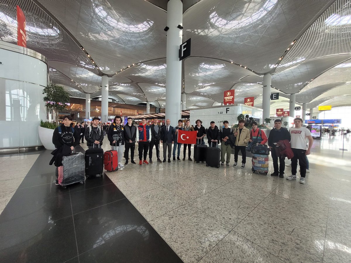 🇹🇷 🇪🇺 AB Erasmus Akreditasyon Okul Eğitimi kapsamında öğrencilerimizin "Uzun Dönem Hareketlilikleri" Avusturya’da başladı.

<a href="/tcmeb/">Millî Eğitim Bakanlığı</a> <a href="/prof_mahmutozer/">Mahmut Özer</a>
<a href="/memleventyazici/">Levent Yazıcı</a> <a href="/ABBaskanligi/">T.C. Dışişleri Bakanlığı Avrupa Birliği Başkanlığı</a> <a href="/ulusalajans/">Türkiye Ulusal Ajansı 🇹🇷 Turkish NA</a> <a href="/ilkerastarci/">İlker Astarcı</a>
<a href="/istanbulilmem/">İstanbul İl Millî Eğitim Müdürlüğü</a>