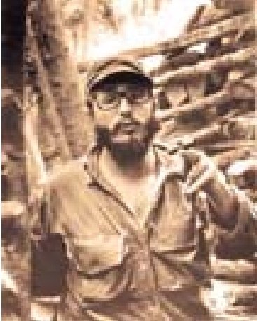 Hoy es un buen día para recordar la importancia de la unidad.
El 3/5/1958, se reúne en Altos de Mompié, en la Sierra Maestra, la Dirección Nacional del M-26-7. 
Fidel asume como Comandante en Jefe de la Sierra y el llano.
#CubaViveEnSuHistoria