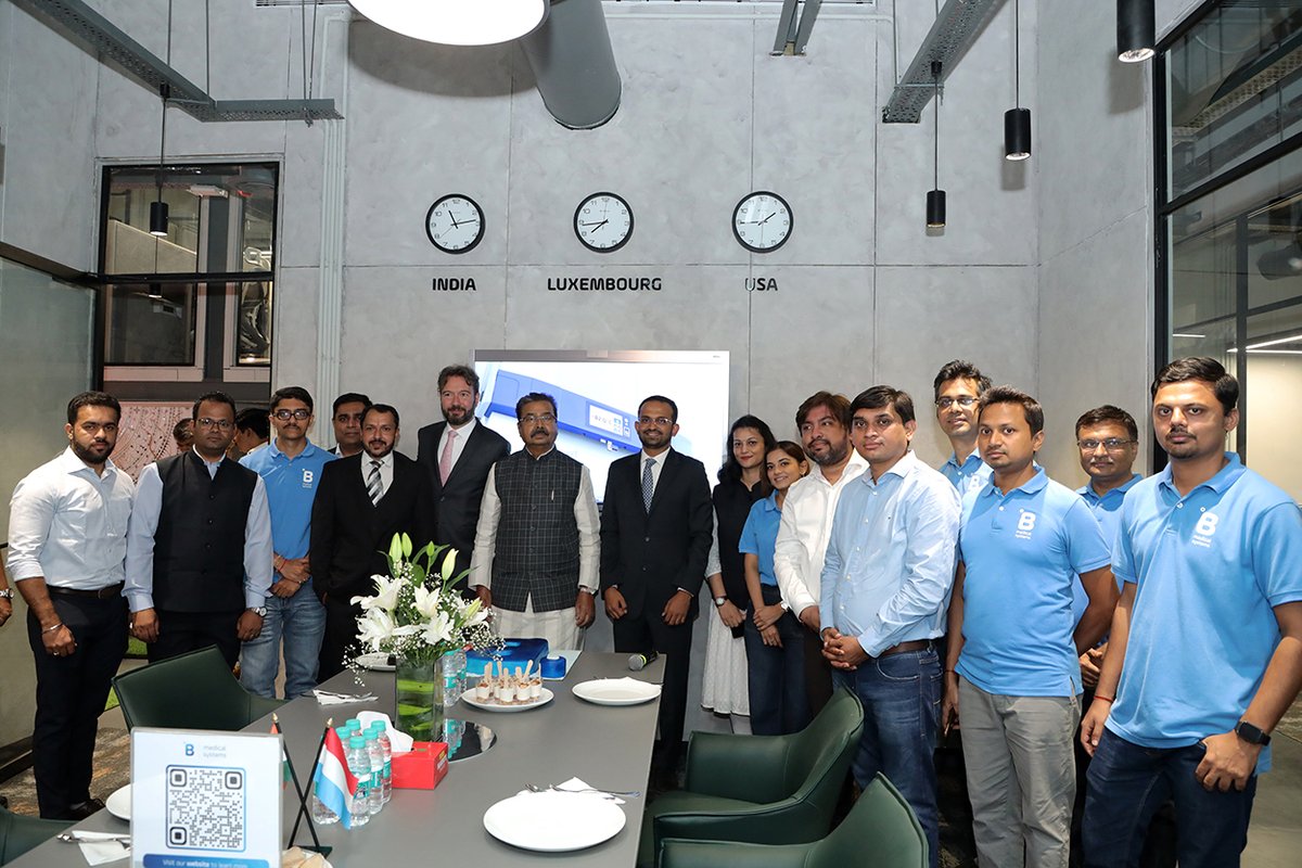 skydiverrg's tweet photo. RT BMedicalSystems: Delighted to announce the opening of our new Global R&amp;D and Customer Excellence Centre in #Mumbai, inaugurated by the Hon. MP Shri Gajanan Kirtikar!

The facility will be a centre for promoting #innovation in #coldchain solutions!

Re… https://t.co/OjbhOB8NOG