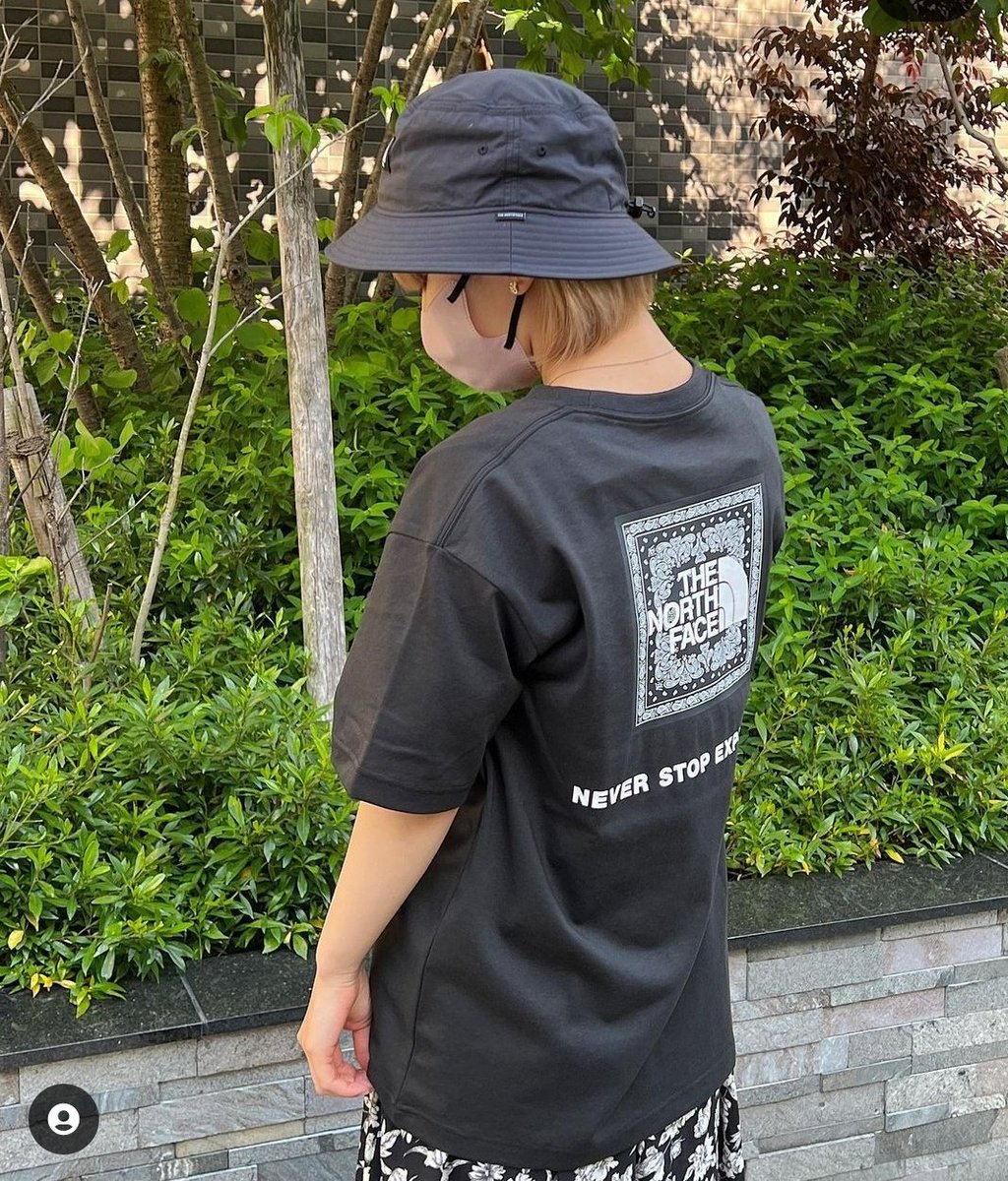 smith_nagoya's tweet photo. THE NORTH FACE
S/S Bandana Square Logo Tee
【NT32349】
¥4950(税込)

Masterpiece 公式online storeにて近日販売します！
店頭では既にお買い求めいただけますので、ご来店お待ちしております⚡️
Masterpiece
愛知県名古屋市中区大須2-30-7
TEL  052-231-6671

#thenorthface
#ノースフェイス https://t.co/SizgreRbZQ