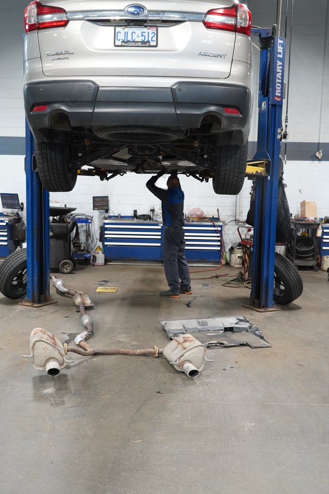 WilsonvSubaru's tweet image. Ready to hit the road for all your springtime adventures? Make sure your Subaru is running at its best by bringing it in for a spring service at Wilsonville Subaru! Our expert technicians will take care of everything.  🌼🚗 #SpringService #WilsonvilleSubaru #ExpertCare