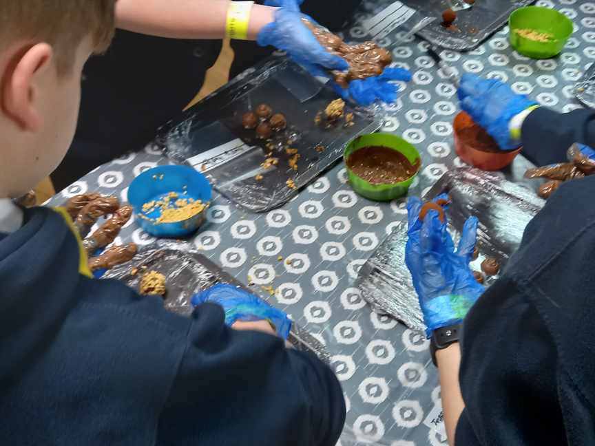 QEHS Product Design tweet media