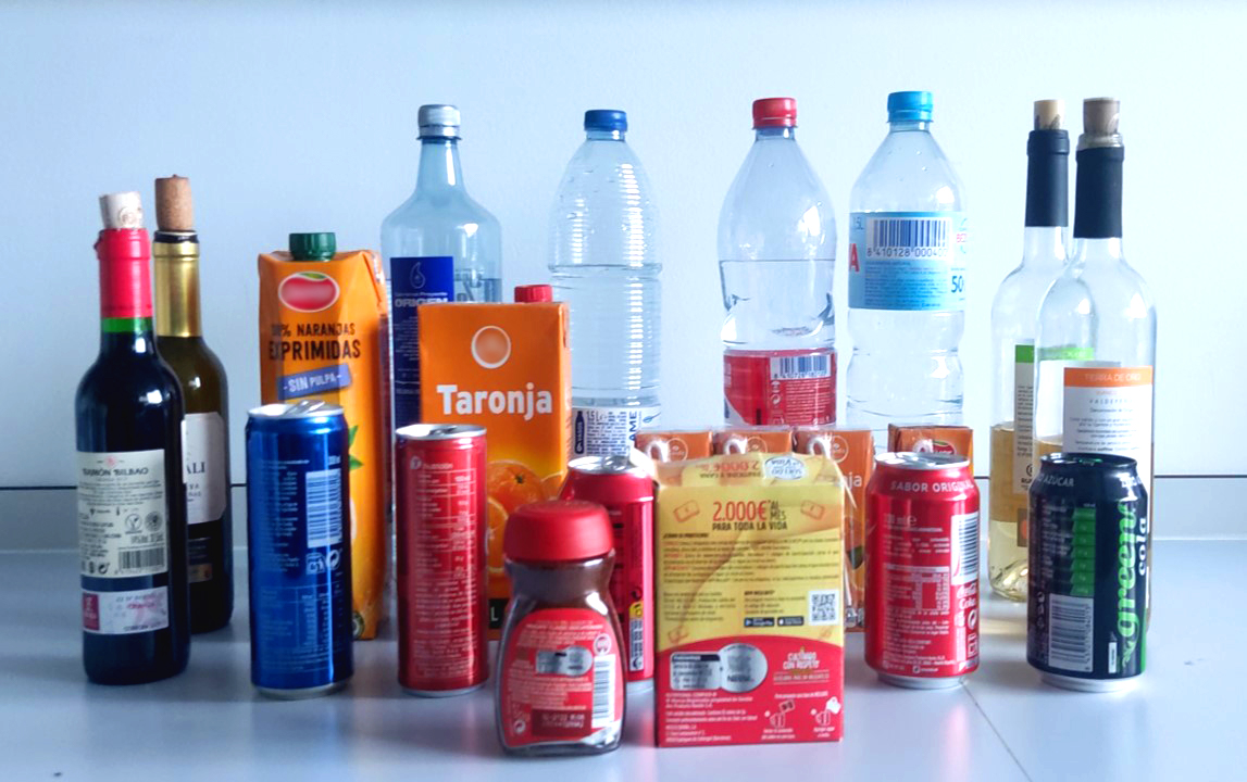 Las bebidas azucaradas tienen niveles de plastificantes 100 veces superiores a los del agua. 
Un estudio del <a href="/IDAEA_CSIC/">Inst. of Environmental Assessment & Water Research</a>  ha analizado los compuestos químicos organofosforados en agua, refrescos, zumos, vino y bebidas calientes.
➡️bit.ly/3APdcQg