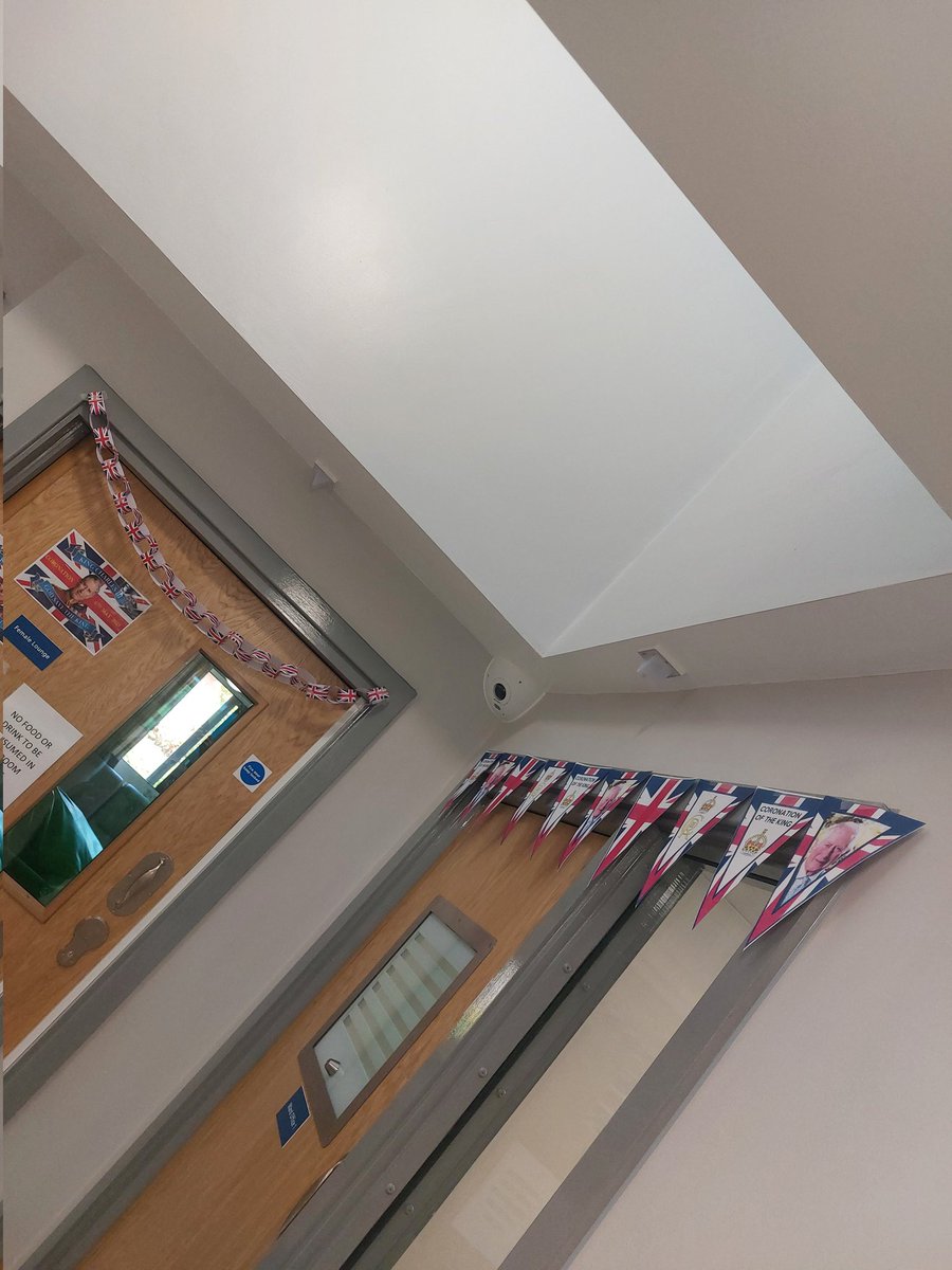 Hayley Smith@rdash tweet media