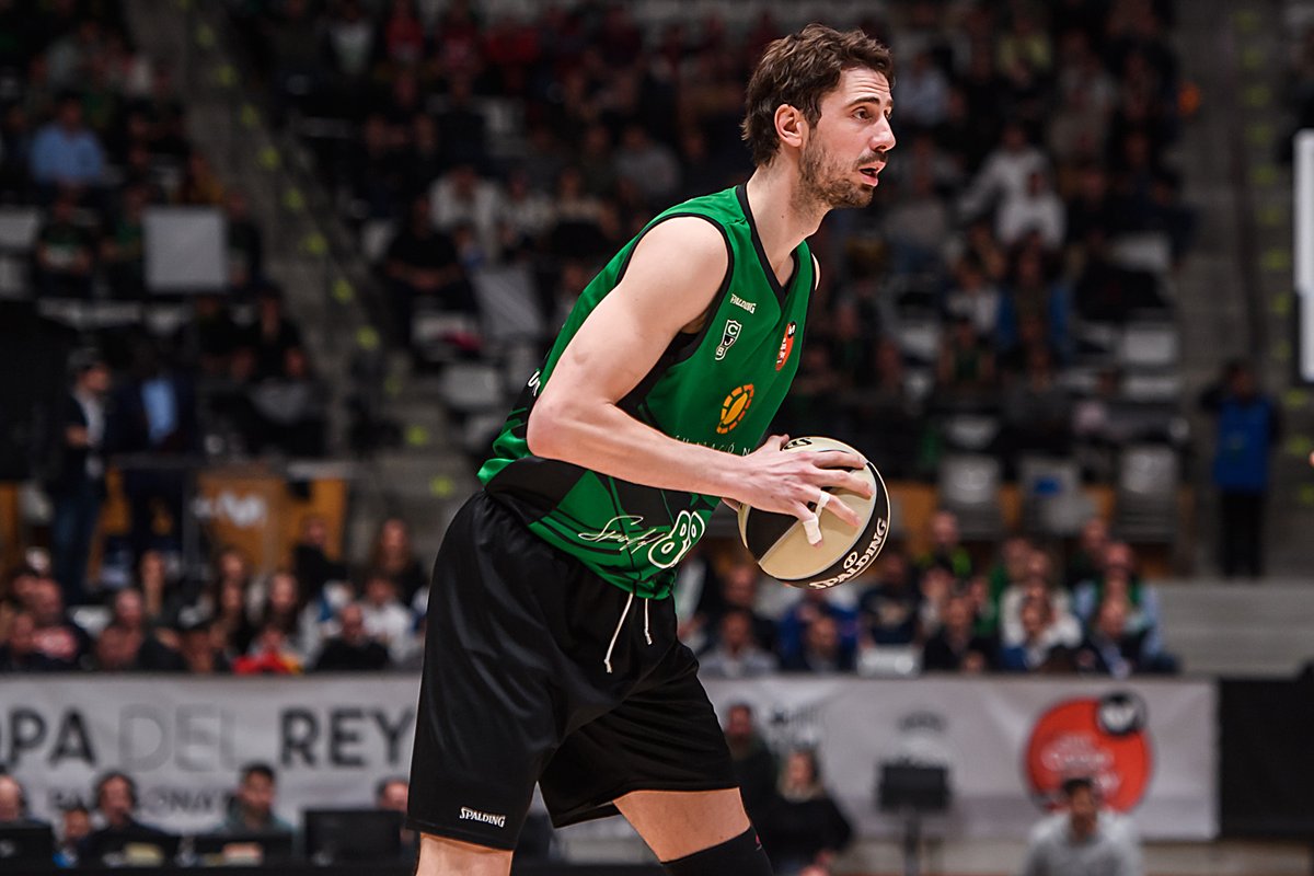 Penya1930's tweet image. 🚨 SORTEIG SAMARRETA TOMIC COPA'23🚨

🔥 Segur que voleu la samarreta de l'#MVPMovistar Ante Tomic 

Què heu de fer per participar-hi?

1⃣ RT i like
2⃣ Comentar la publicació

#BadalonaÉsFutur