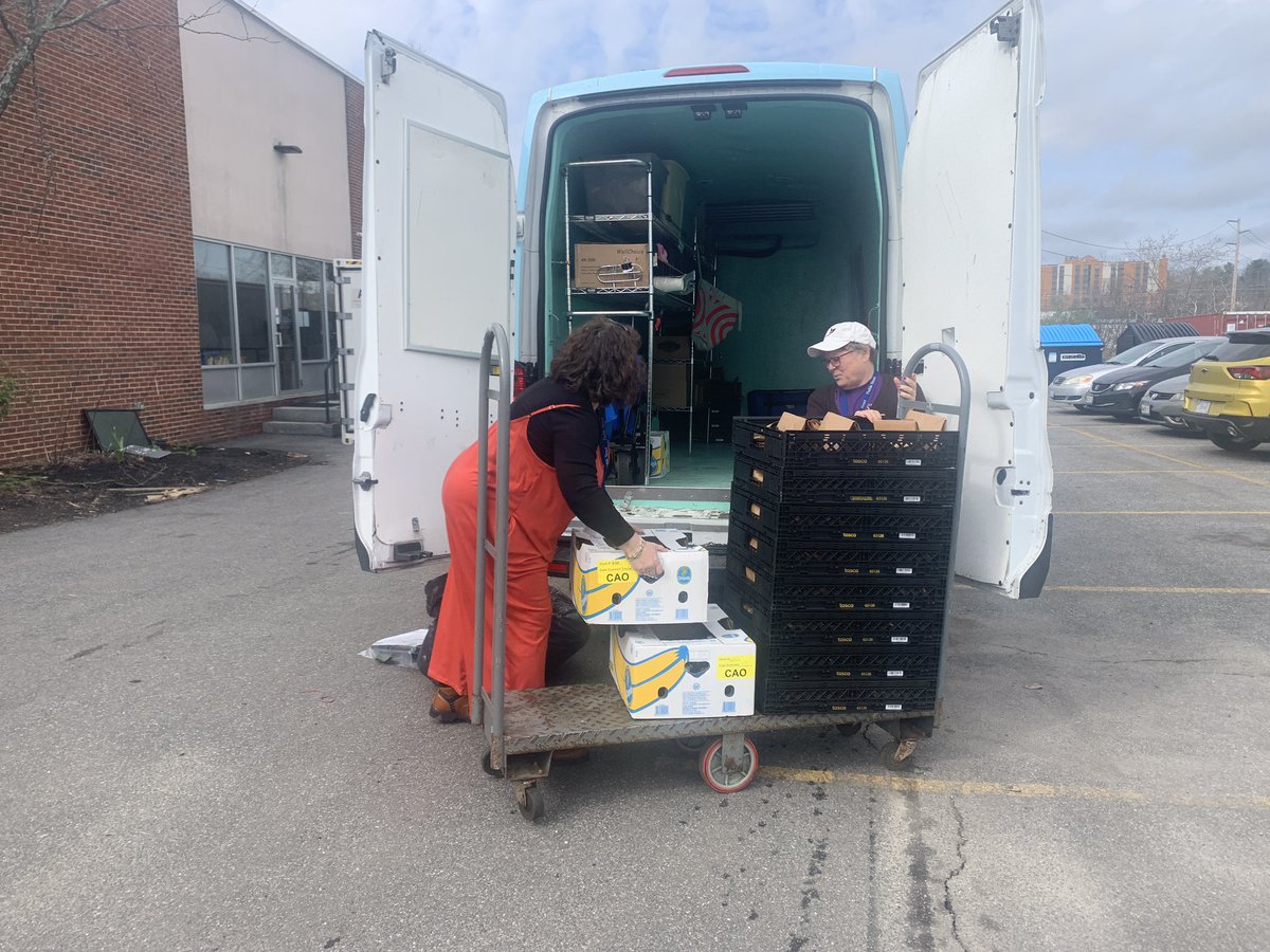WPLGHannah's tweet photo. The @PrebleStreet Food Security Hub in SoPo makes 2000 meals a day, and if they could they would make hundreds more because the need is so big. 

This morning on @newscentermaine I’ll give you an example of why we do our annual #FEEDME telethon, which is tomorrow! https://t.co/prLV1UY9Wj