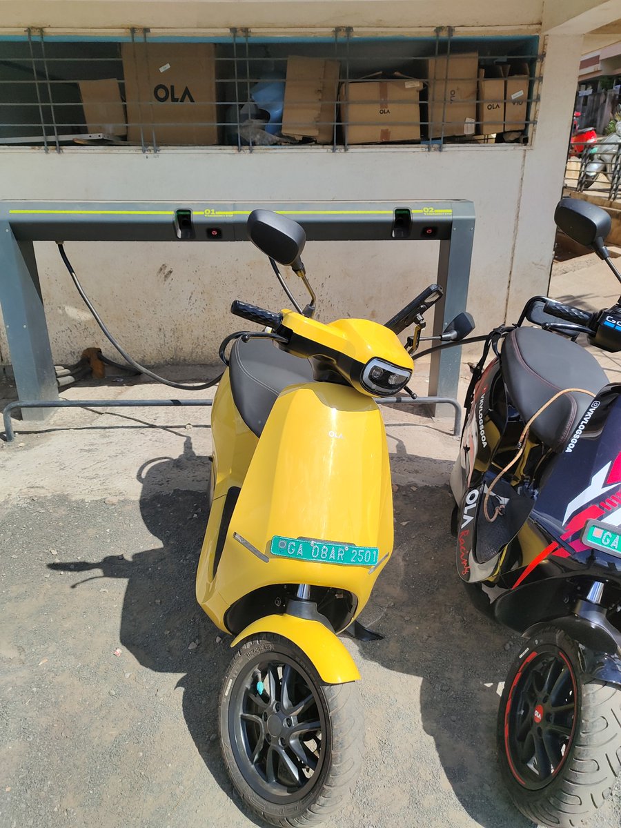 jrmr2468's tweet photo. @bhash @OlaElectric @Khalidaaalbadri @ola_paparazzi finally reached our first waypoint in the journey. At ola experience centre belgavi. #hypercharging on .
120km covered with ease. @Goa_olaowners
#EVhydRIDE #endiceage #hypermilers #missionelectric https://t.co/pSwlLpCWaP