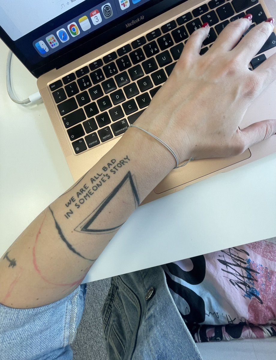 Mari_Wohl's tweet photo. @FraisovaA Moc zdravím ❤️ a souvislost s čímkoliv, co jste napsala, samozřejmě neexistuje. https://t.co/qkEqXfRMug