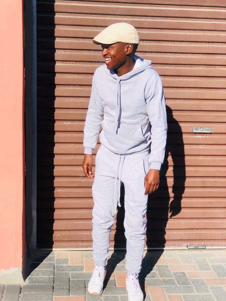 kleinman_rsa's tweet photo. Humbled Young Man.

#xyzbca #viral #fypシ #FlySafair #foryourpage https://t.co/fEvzBvrJNP