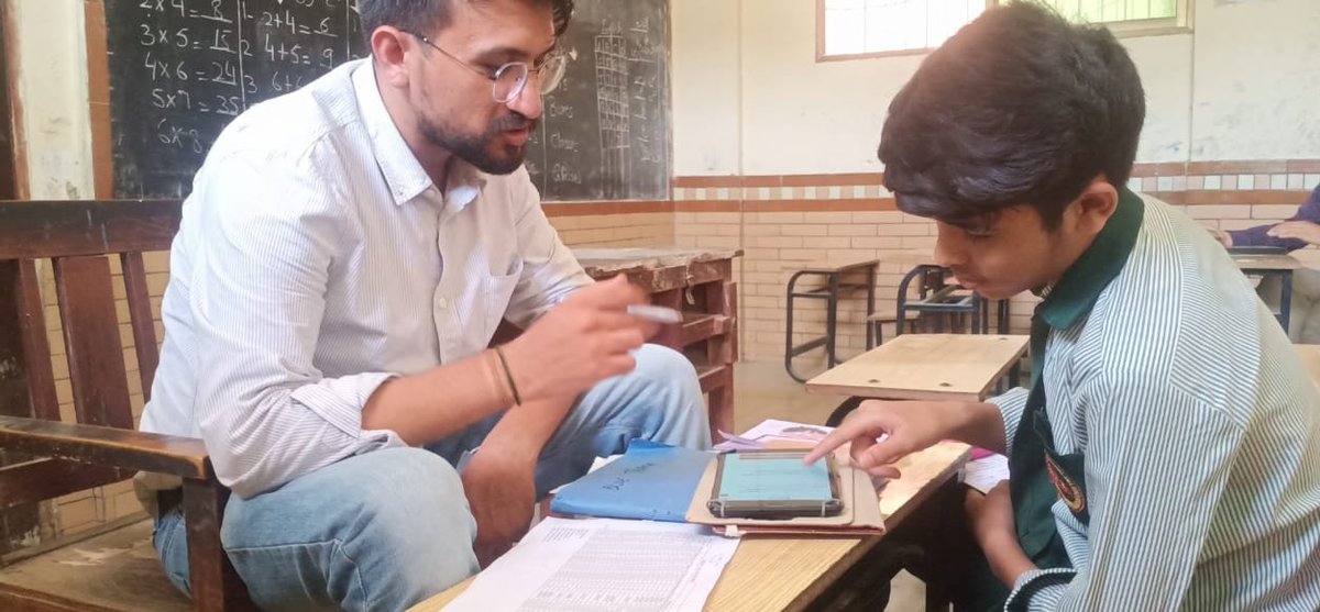 AkuClassIII's tweet photo. 2nd follow-up at Govt Boys and Girls Secondary School Karachi! #ClassIII #Secondhandsmoke #Intervention #Smokefreehome #Sfi https://t.co/aevb2zWQxz